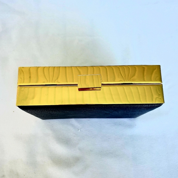 EUC Natasha Couture Black/Gold Clutch/Crossbody - Picture 3 of 5